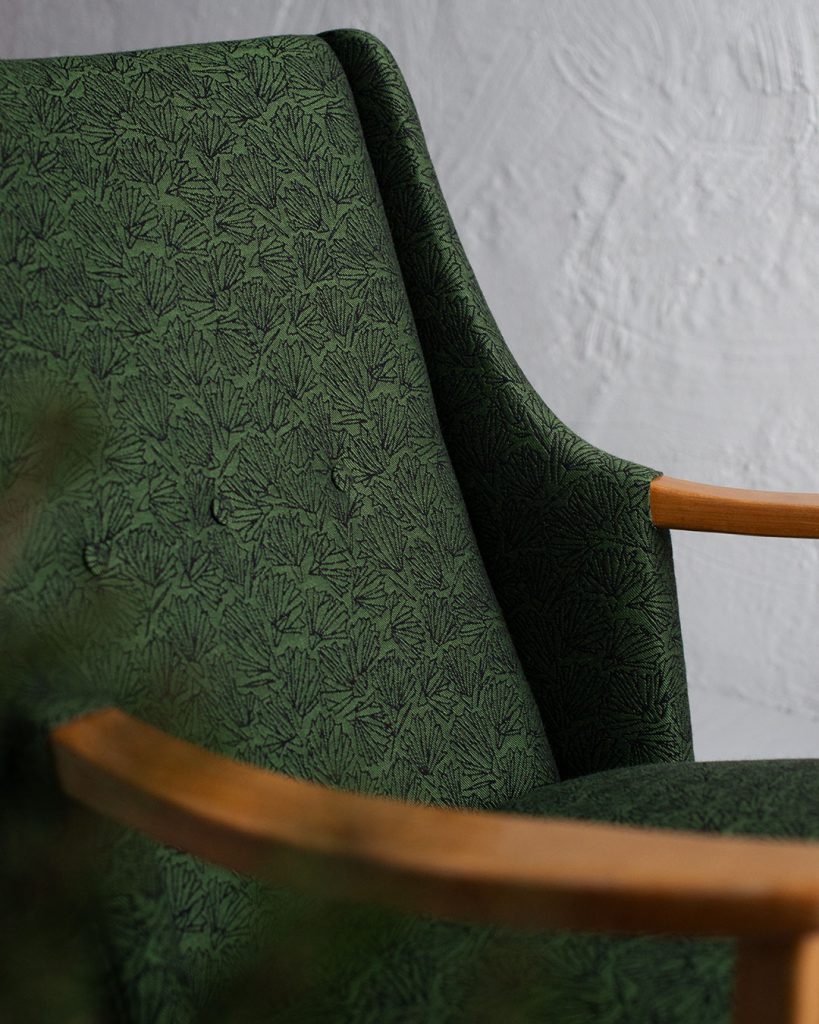 Kunnostettu Havui-nojatuoli